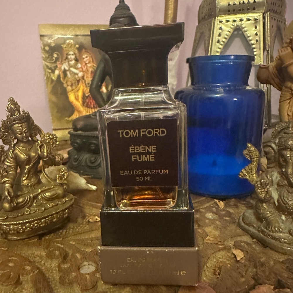 Tom Ford Ébène Fumé Eau de Parfum in Black and Gold